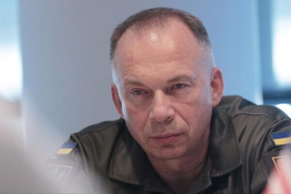 Чому Сирського можуть не звільнити до 18 серпня: З'явилися нові подробиці