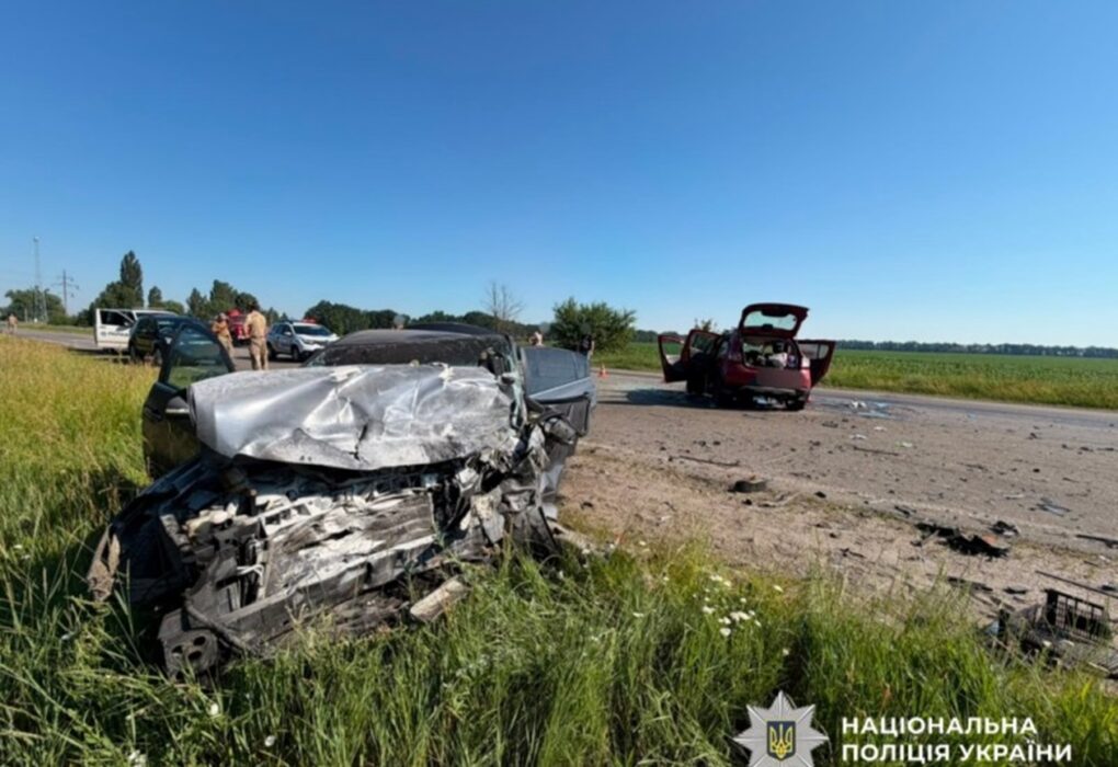 Смертельна ДТП під Києвом: п'ятеро загиблих