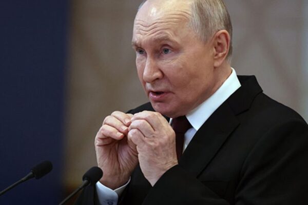 Путін відкрито заявив про проблеми з пальним у РФ