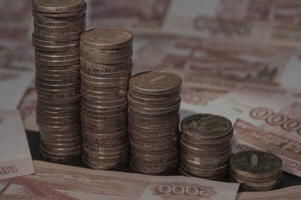 Нафта вже не рятує: бюджет РФ пішов у мінус
