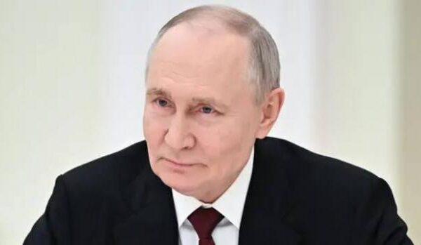 Російська еліта готується до нової мобілізації: Родичів чиновників вивозять із РФ, - Bloomberg
