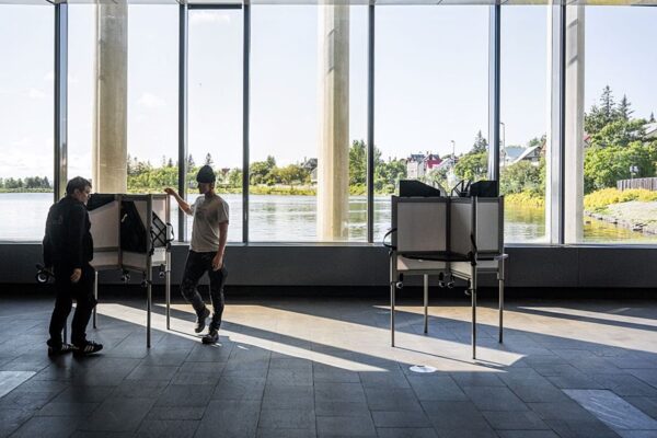 Вступ до ЄС: відомо, як проголосували ісландці на референдумі