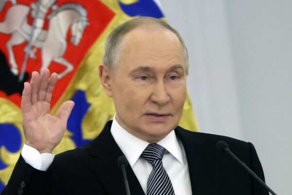 СюжетЧому Європа поспіхом готується до конфлікту з РФ