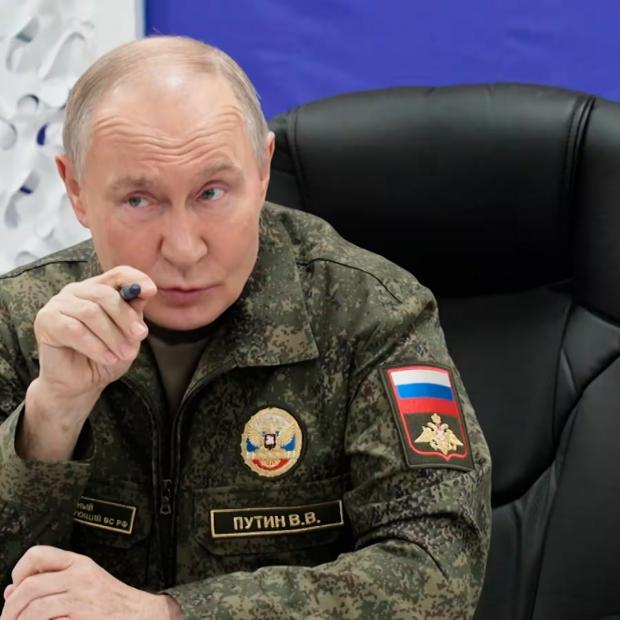 "Відмовитися від правил": Зеленський розповів про наказ Путіна російським військовим