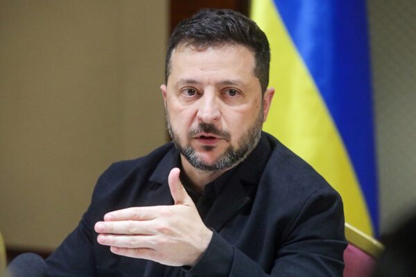 Зеленський відповів на плани Ле Пен щодо України