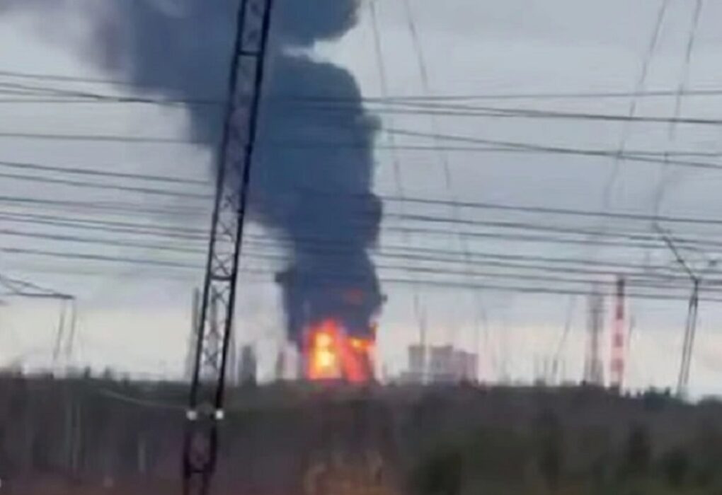 Понад 2300 км від України: у РФ палає завод Газпрому